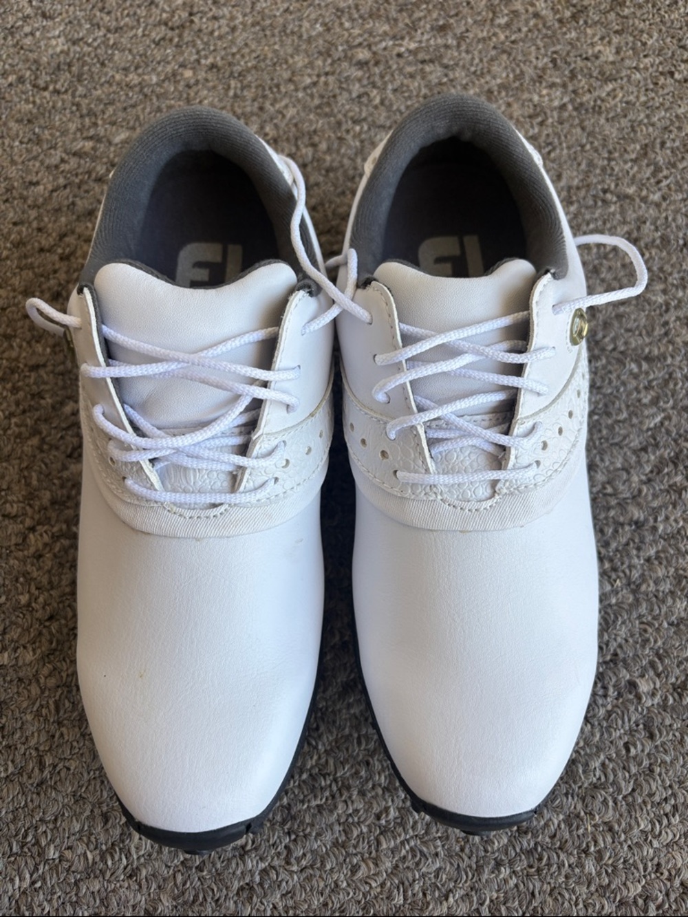 NWOT Foot Joy Womans LoPro Golf Cleats 93925 White; Sz: 6